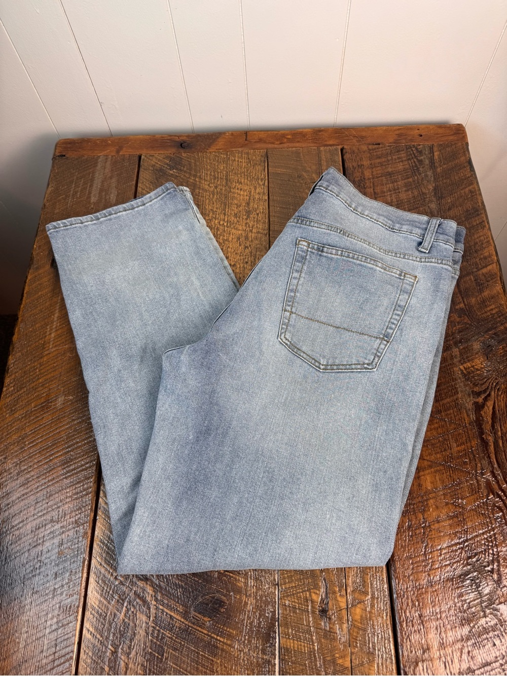 Falls Creek Men’s Jeans 38x32 Light Wash Stretch Straight Leg Denim